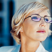 Prevencia lenses: helps protect the eyes from digital eyestrain.